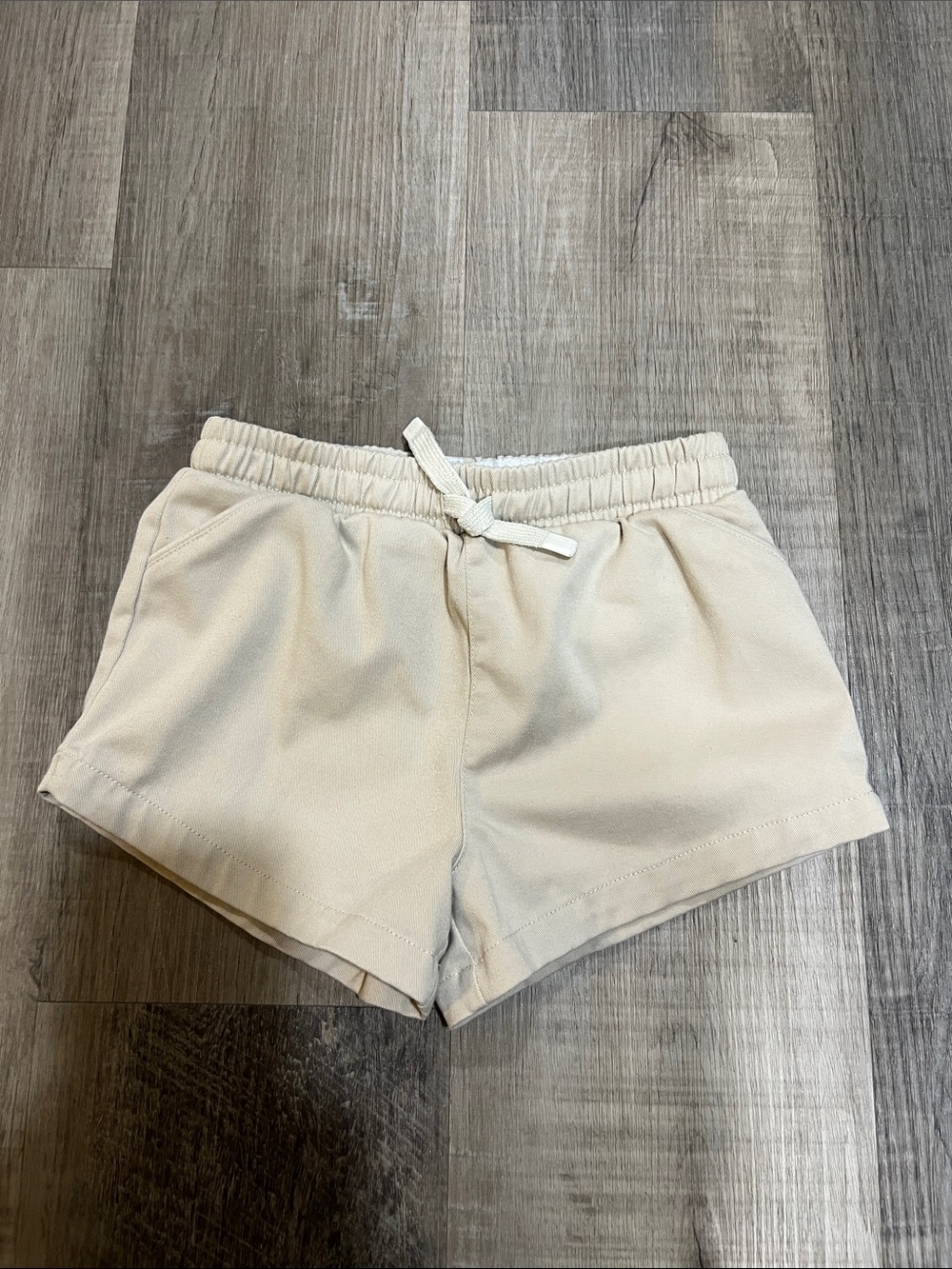 Cadets Boy’s Classic Twill Shorts Marcona Almond size 5/6